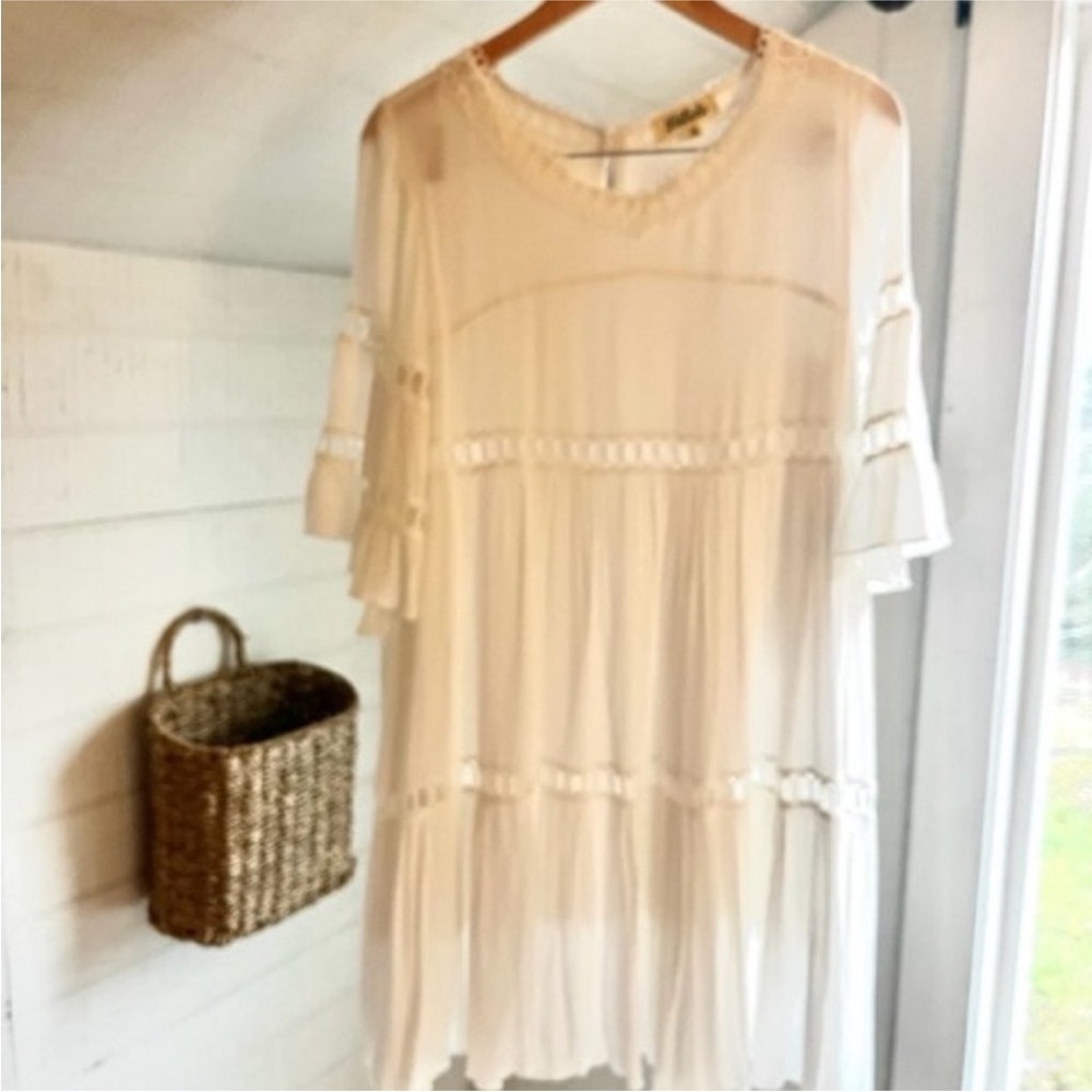 Listicle Cream Mini Dress size large